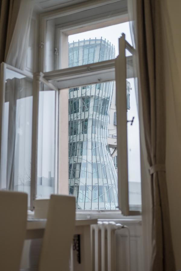 Apartments Resslova By The Dancing House Prague Luaran gambar